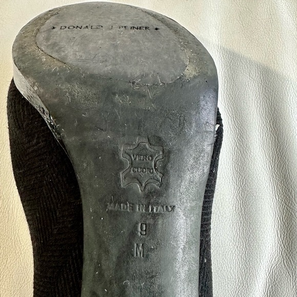 Vintage Donald J Pliner Black Patent and Fabric Boot 9 - Picture 9 of 9